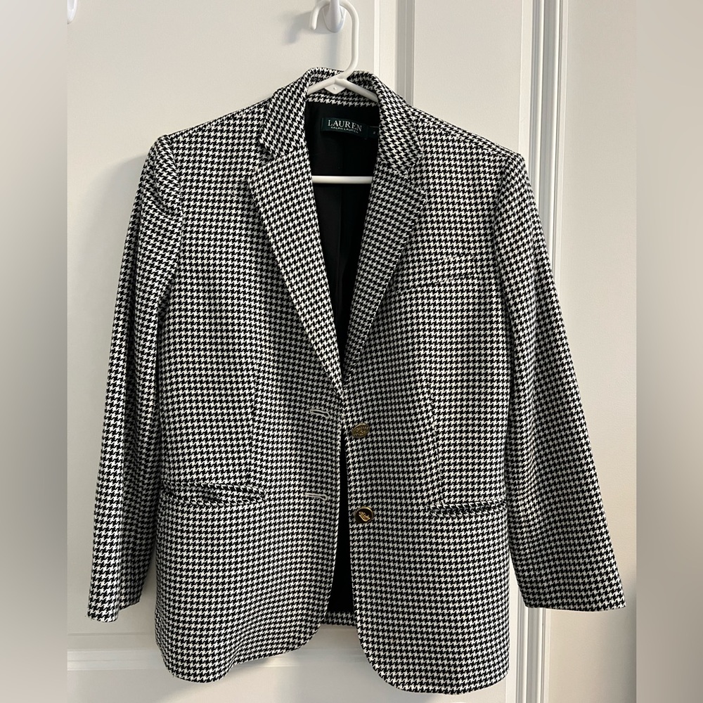 Beautiful Lauren Ralph Lauren Blazer with Gold Buttons